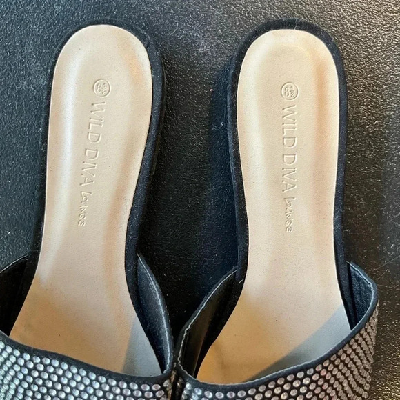 💗Wild Diva Lounge Flats - Size 8.5 - Picture 2 of 4